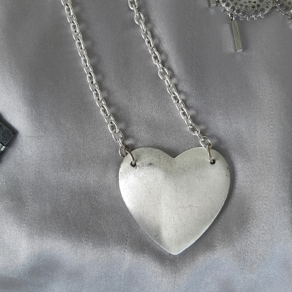 Lot of 16 (Vintage?) Necklaces - Picture 6 of 13